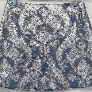 H & M Women's Short Silver & Black Back Zip Skirt Size 
8